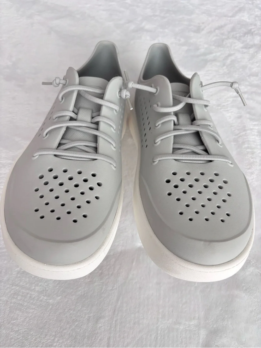 CROCS Men's InMotion LiteRide Gray & White Pacer Lace-Up Sneakers--NEW--12